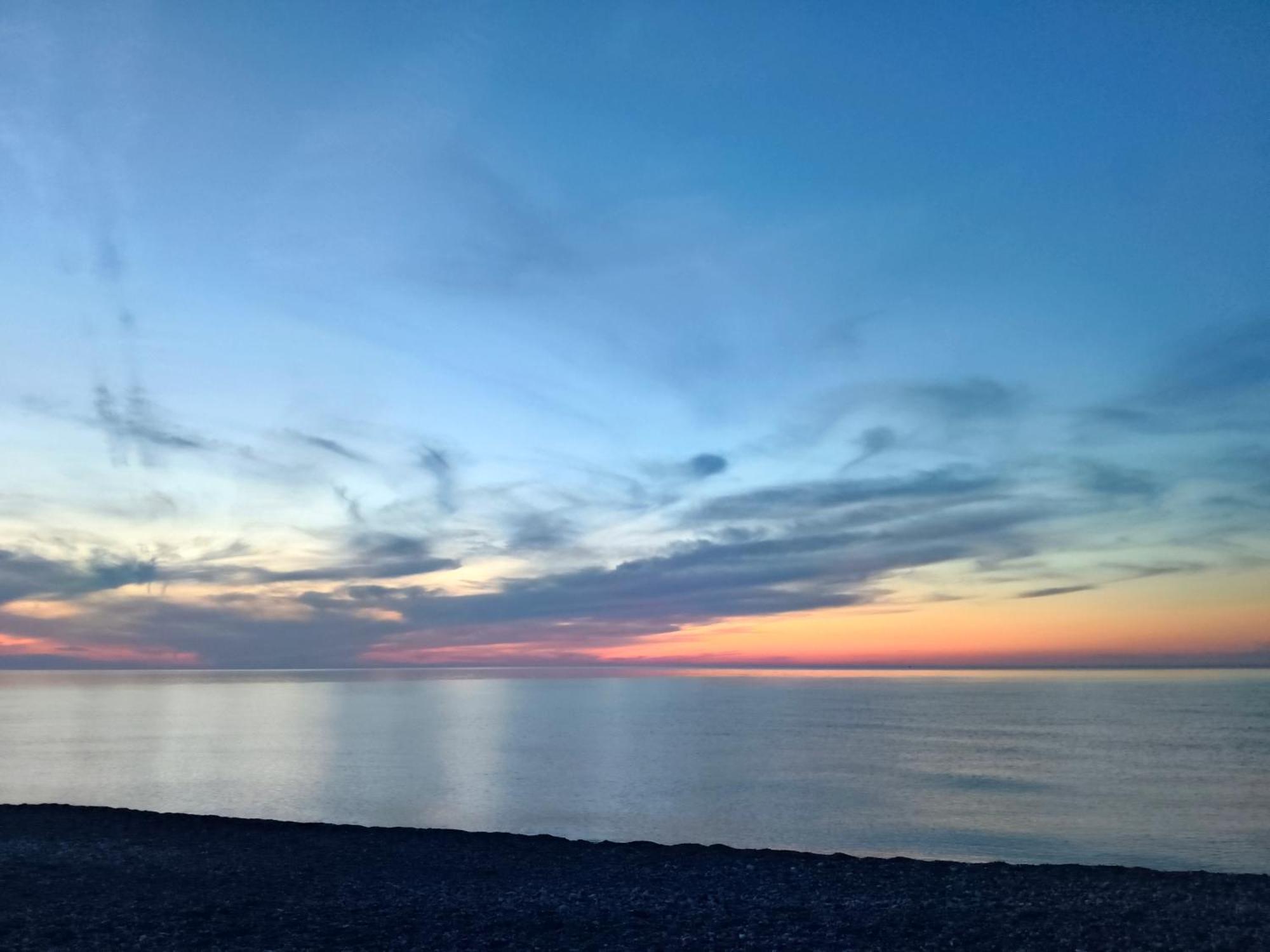 Apartment Orbi Sea Tower - Black Sea View