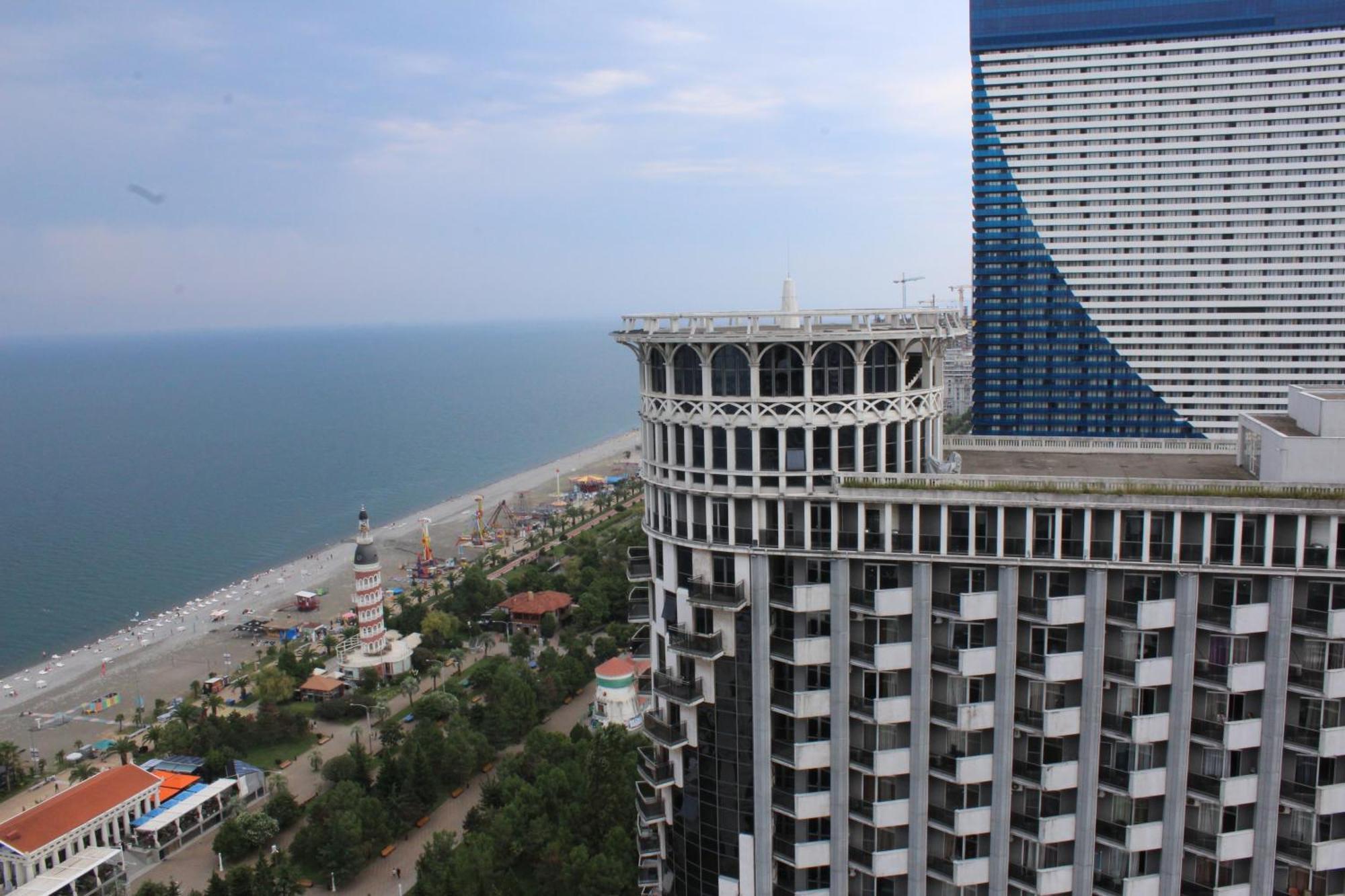 Orbi Sea Tower - Black Sea View Batumi