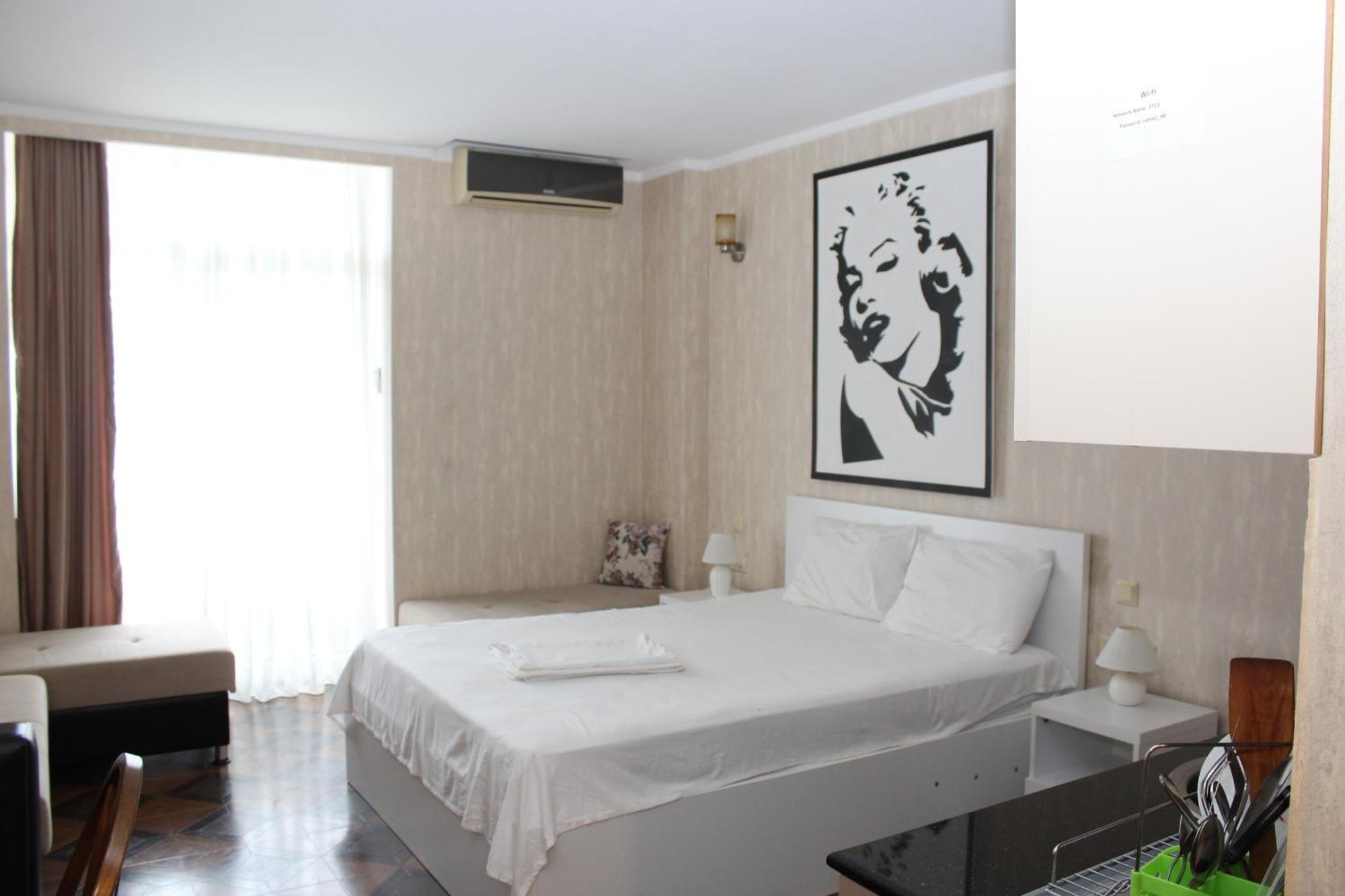 Apartment Orbi Sea Tower - Black Sea View